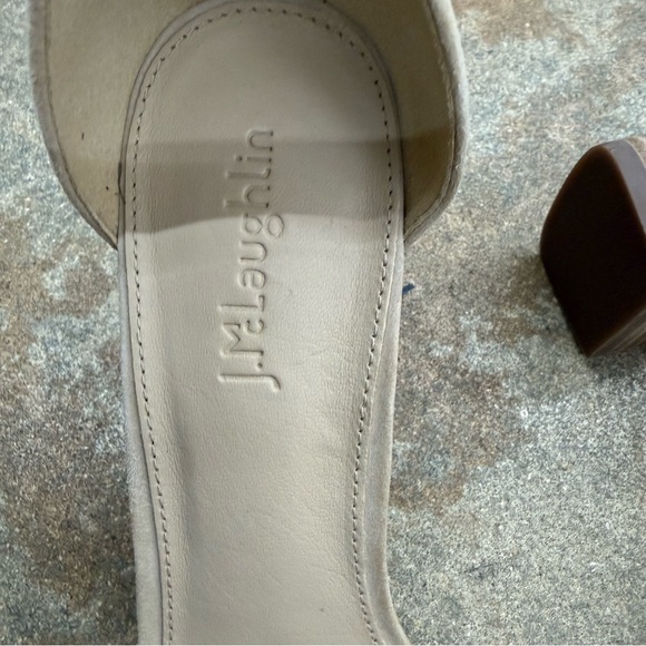 J. McLaughlin Size 9.5 Beige Block Heel Ankle-Strap Sandals - Picture 2 of 9